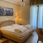 Hotel Rabay 3*