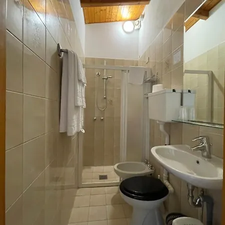 Rabay Szálloda Brenzone sul Garda
