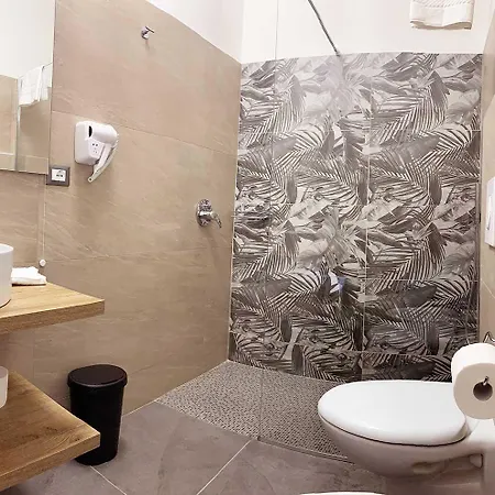 Szálloda Rabay Brenzone sul Garda