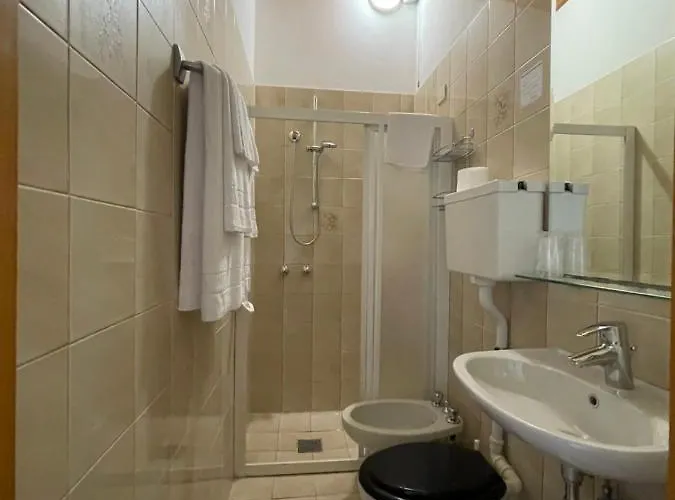 Rabay 호텔 브렌조네 술 가르다