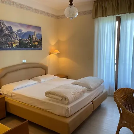 Hotel Rabay 3*