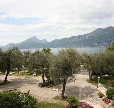 Rabay 3* Brenzone sul Garda