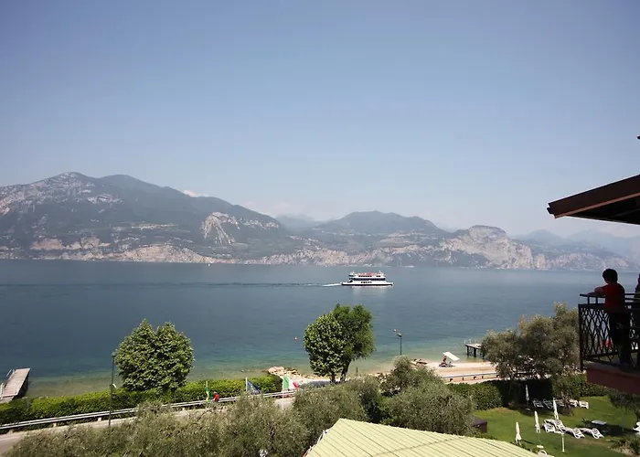 雷贝酒店 酒店 3*